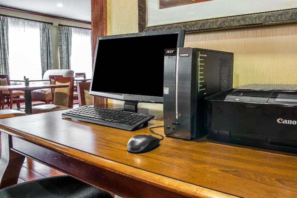 Comfort Inn & Suites University South Ann Arbor Luaran gambar