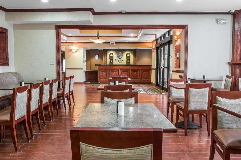 Comfort Inn & Suites University South Ann Arbor Luaran gambar