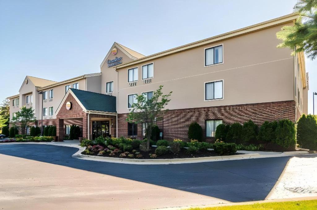 Comfort Inn & Suites University South Ann Arbor Luaran gambar